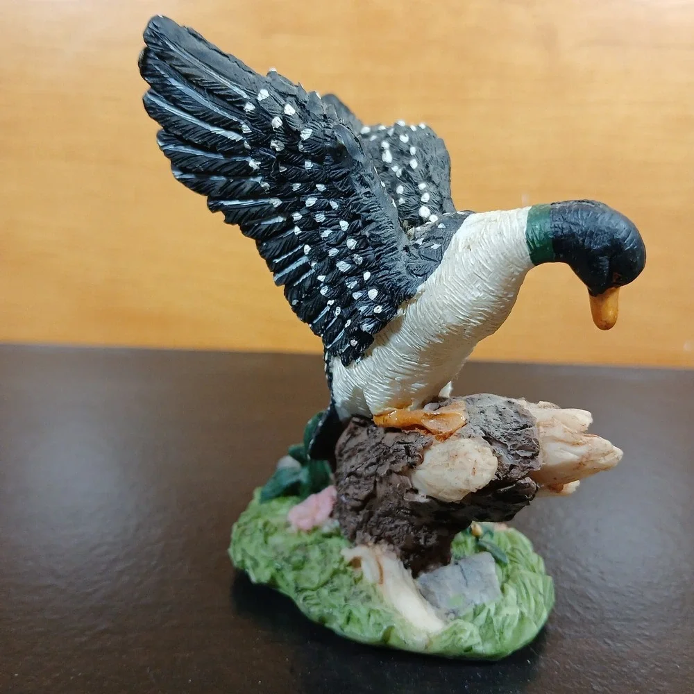 Vintage 4.5in. Ceramic Mallard Duck Figurines. K's Collection.